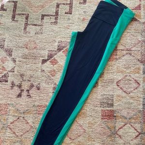 Athleta leggings (side pockets) 7/8